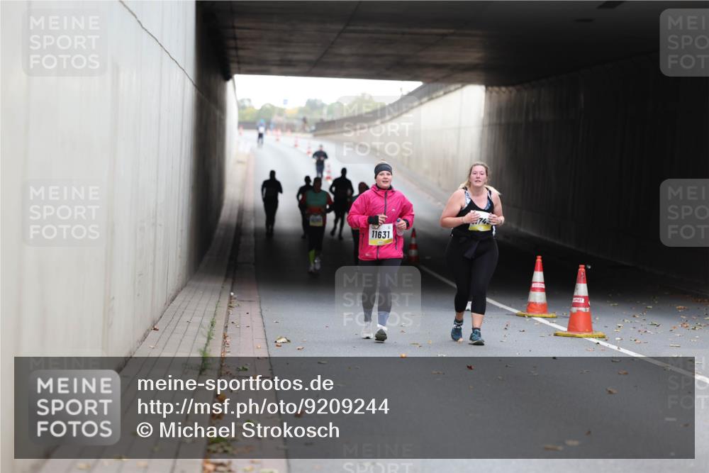 05.10.2025 - 20. swb-Marathon Bremen Michael Strokosch http://msf.ph/oto/9209244 05.10.2025 11:13:03 Laufen 11631, 74 meine-sportfotos.de
