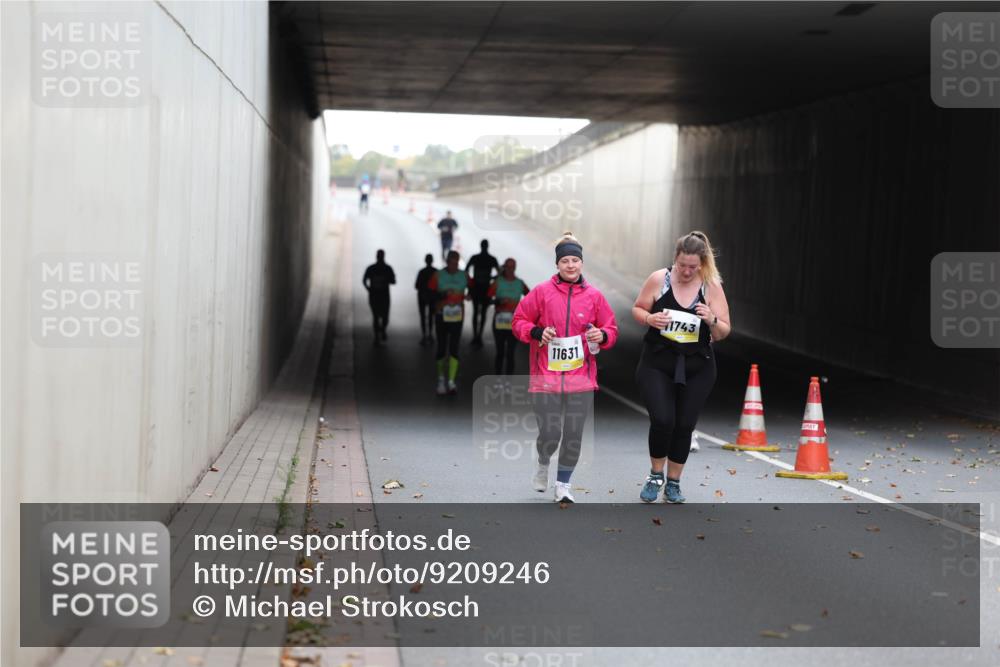 05.10.2025 - 20. swb-Marathon Bremen Michael Strokosch http://msf.ph/oto/9209246 05.10.2025 11:13:04 Laufen 11631, 1743 meine-sportfotos.de
