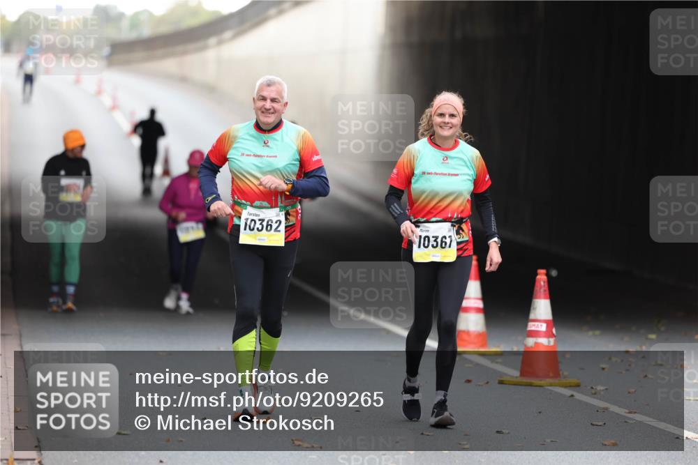 05.10.2025 - 20. swb-Marathon Bremen Michael Strokosch http://msf.ph/oto/9209265 05.10.2025 11:13:15 Laufen 20, 20, 10362, 10361 meine-sportfotos.de