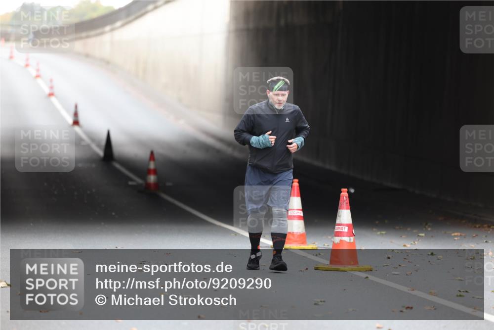 05.10.2025 - 20. swb-Marathon Bremen Michael Strokosch http://msf.ph/oto/9209290 05.10.2025 11:13:40 Laufen  meine-sportfotos.de
