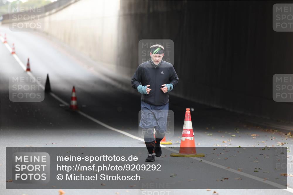 05.10.2025 - 20. swb-Marathon Bremen Michael Strokosch http://msf.ph/oto/9209292 05.10.2025 11:13:40 Laufen  meine-sportfotos.de