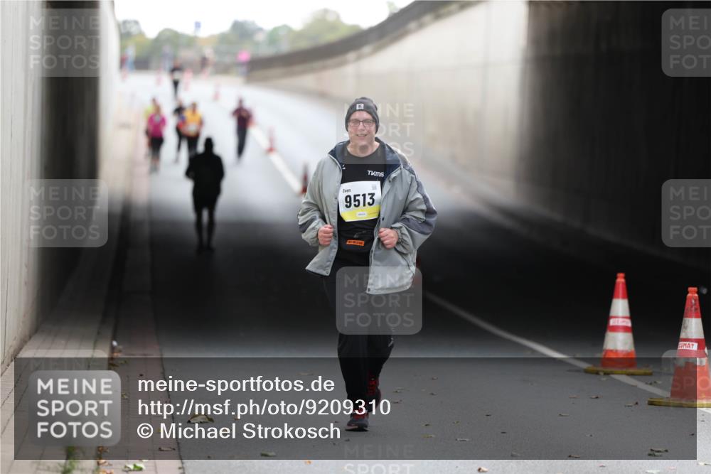 05.10.2025 - 20. swb-Marathon Bremen Michael Strokosch http://msf.ph/oto/9209310 05.10.2025 11:14:27 Laufen 9513 meine-sportfotos.de