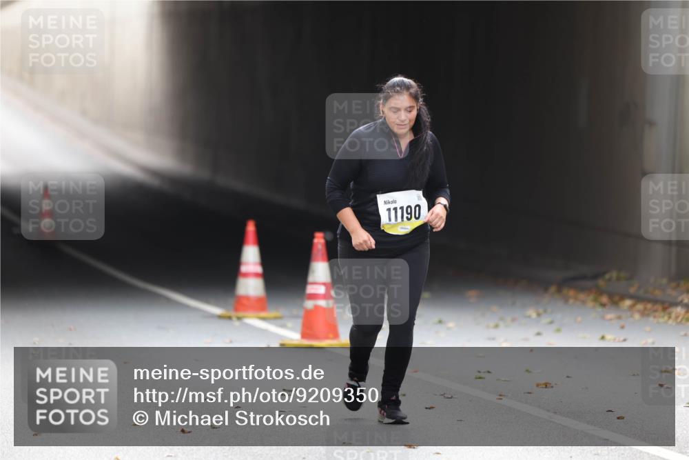 05.10.2025 - 20. swb-Marathon Bremen Michael Strokosch http://msf.ph/oto/9209350 05.10.2025 11:15:33 Laufen 11190 meine-sportfotos.de