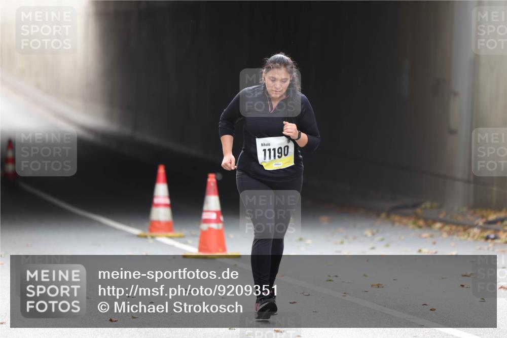 05.10.2025 - 20. swb-Marathon Bremen Michael Strokosch http://msf.ph/oto/9209351 05.10.2025 11:15:33 Laufen 11190 meine-sportfotos.de
