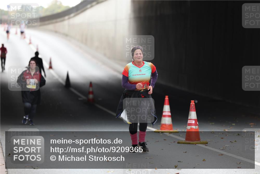 05.10.2025 - 20. swb-Marathon Bremen Michael Strokosch http://msf.ph/oto/9209365 05.10.2025 11:16:18 Laufen  meine-sportfotos.de