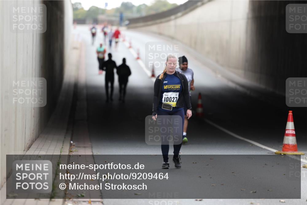 05.10.2025 - 20. swb-Marathon Bremen Michael Strokosch http://msf.ph/oto/9209464 05.10.2025 11:19:16 Laufen 10027 meine-sportfotos.de