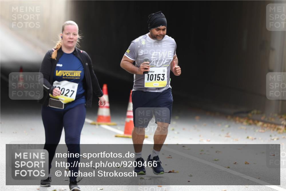 05.10.2025 - 20. swb-Marathon Bremen Michael Strokosch http://msf.ph/oto/9209466 05.10.2025 11:19:22 Laufen 027, 10153 meine-sportfotos.de