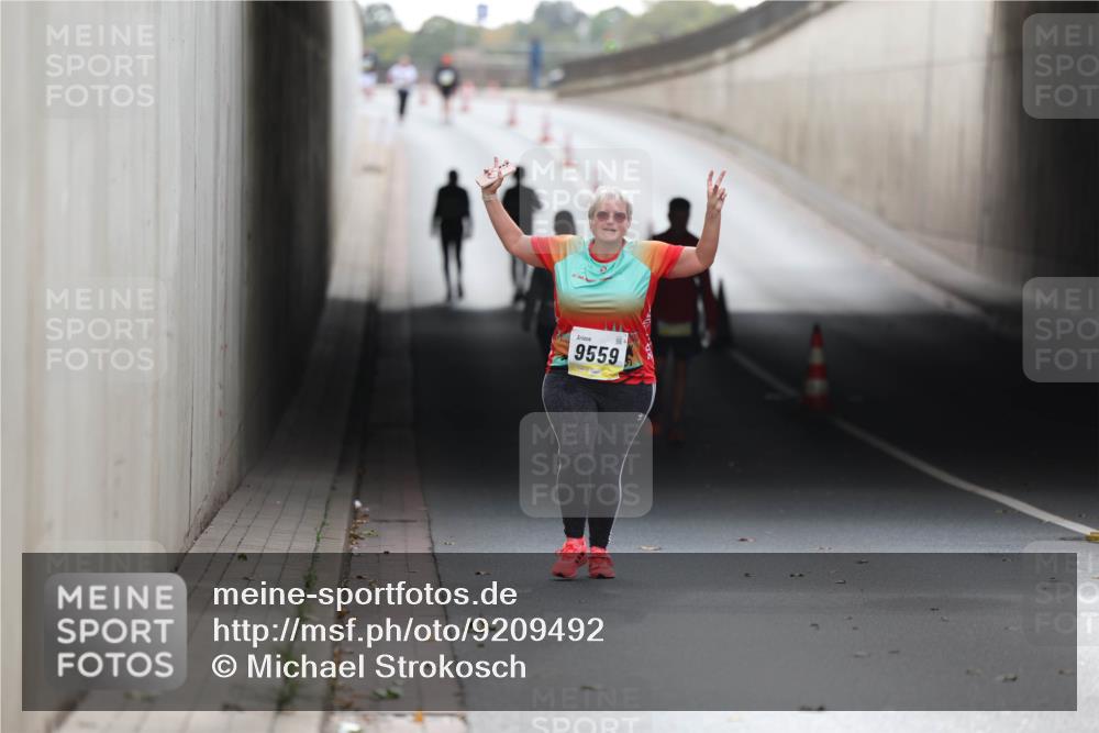 05.10.2025 - 20. swb-Marathon Bremen Michael Strokosch http://msf.ph/oto/9209492 05.10.2025 11:19:50 Laufen 9559 meine-sportfotos.de