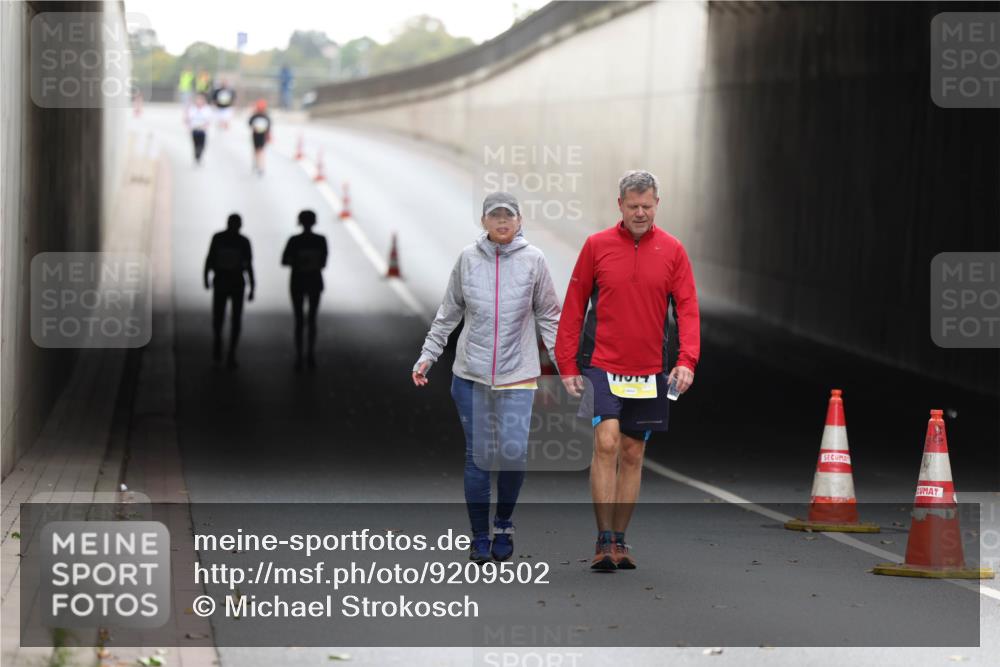 05.10.2025 - 20. swb-Marathon Bremen Michael Strokosch http://msf.ph/oto/9209502 05.10.2025 11:20:02 Laufen  meine-sportfotos.de