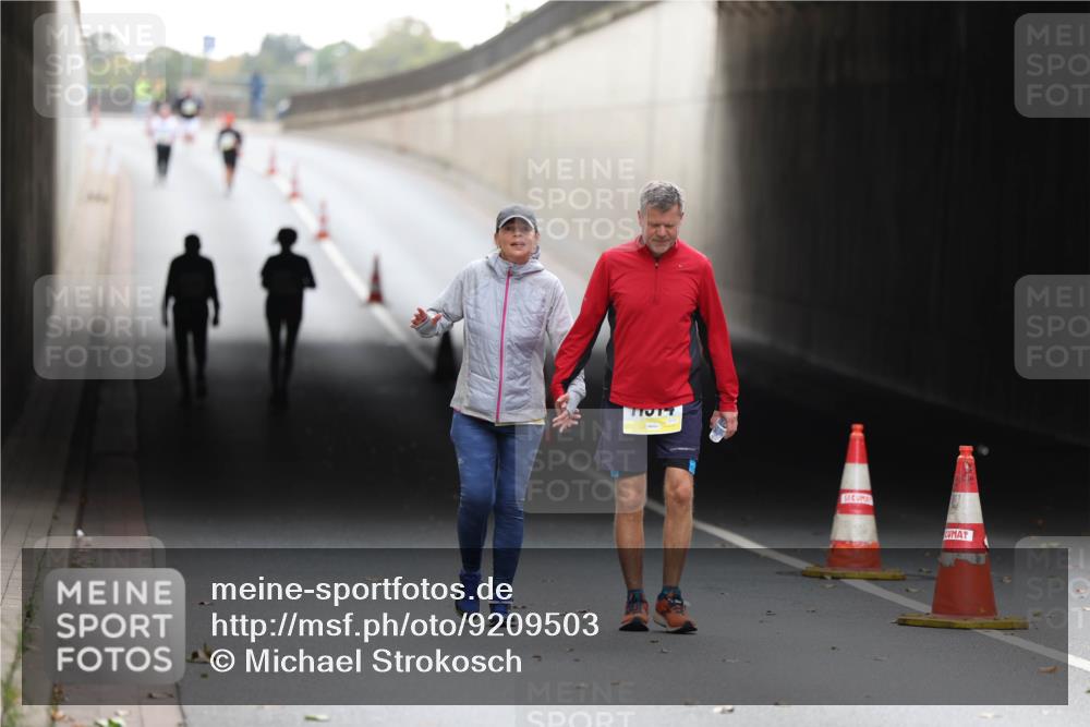 05.10.2025 - 20. swb-Marathon Bremen Michael Strokosch http://msf.ph/oto/9209503 05.10.2025 11:20:02 Laufen  meine-sportfotos.de