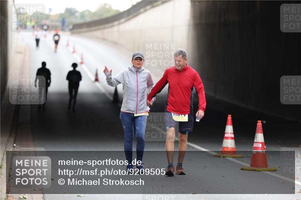05.10.2025 - 20. swb-Marathon Bremen Michael Strokosch http://msf.ph/oto/9209505 05.10.2025 11:20:03 Laufen  meine-sportfotos.de
