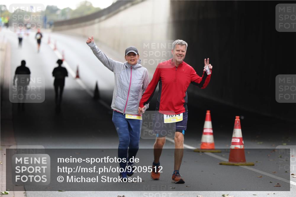 05.10.2025 - 20. swb-Marathon Bremen Michael Strokosch http://msf.ph/oto/9209512 05.10.2025 11:20:04 Laufen  meine-sportfotos.de