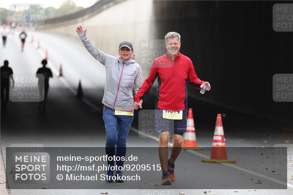 05.10.2025 - 20. swb-Marathon Bremen Michael Strokosch http://msf.ph/oto/9209515 05.10.2025 11:20:05 Laufen 02103 meine-sportfotos.de