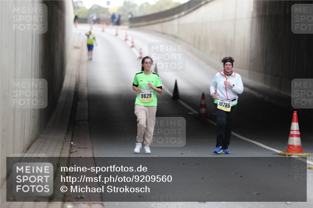 05.10.2025 - 20. swb-Marathon Bremen Michael Strokosch http://msf.ph/oto/9209560 05.10.2025 11:22:06 Laufen 9629, 10765 meine-sportfotos.de