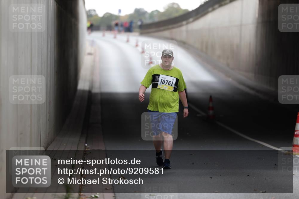 05.10.2025 - 20. swb-Marathon Bremen Michael Strokosch http://msf.ph/oto/9209581 05.10.2025 11:22:51 Laufen 10761 meine-sportfotos.de
