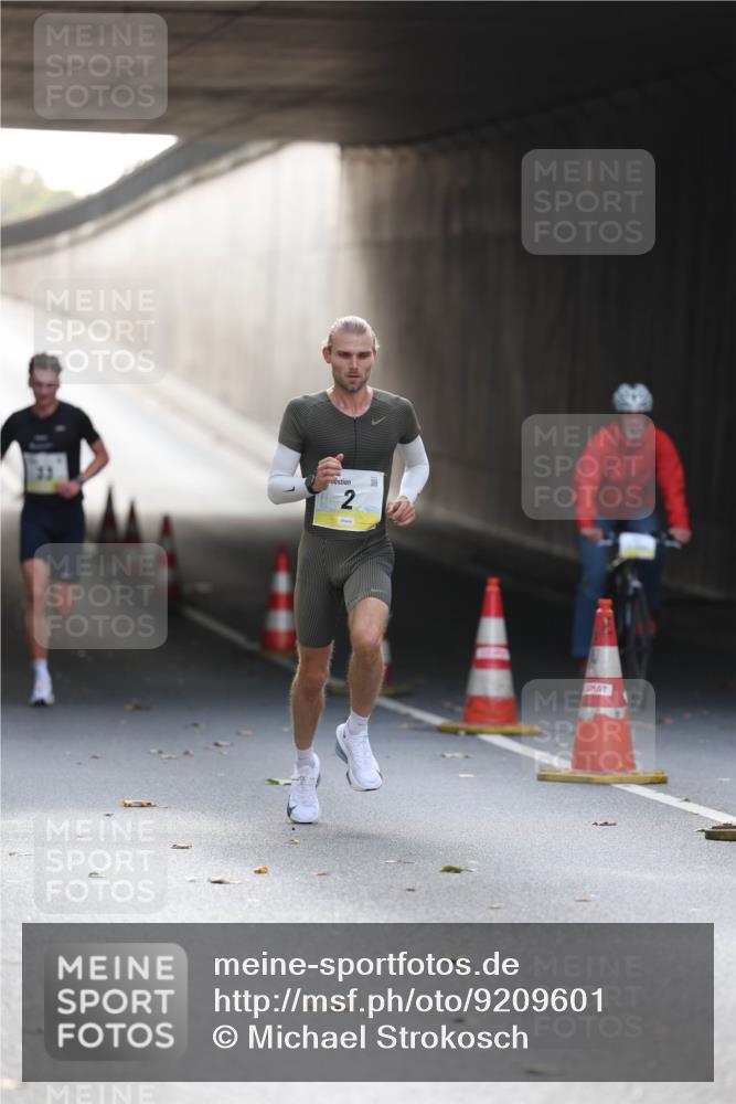 05.10.2025 - 20. swb-Marathon Bremen Michael Strokosch http://msf.ph/oto/9209601 05.10.2025 10:25:16 Laufen 2 meine-sportfotos.de