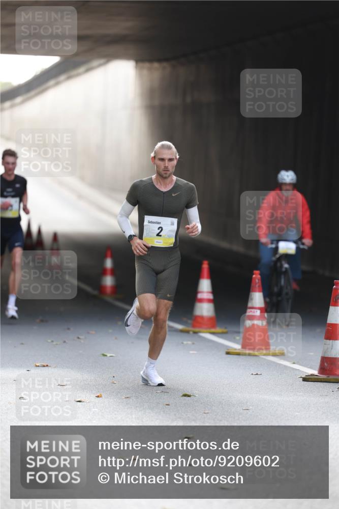 05.10.2025 - 20. swb-Marathon Bremen Michael Strokosch http://msf.ph/oto/9209602 05.10.2025 10:25:16 Laufen 2 meine-sportfotos.de