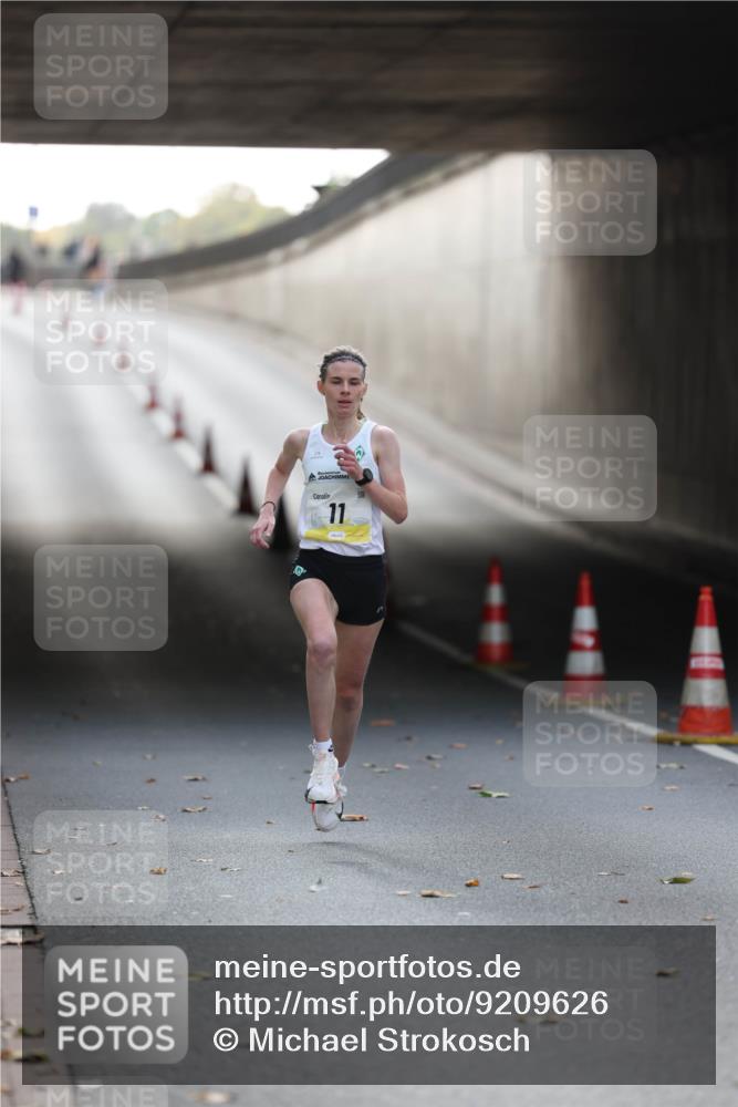 05.10.2025 - 20. swb-Marathon Bremen Michael Strokosch http://msf.ph/oto/9209626 05.10.2025 10:26:58 Laufen 11 meine-sportfotos.de
