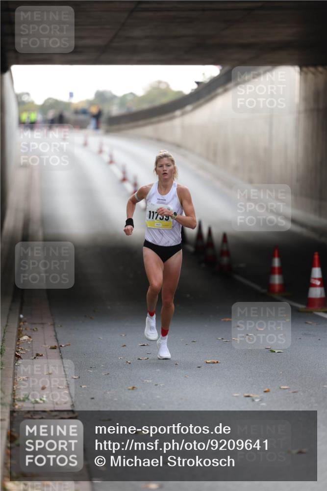 05.10.2025 - 20. swb-Marathon Bremen Michael Strokosch http://msf.ph/oto/9209641 05.10.2025 10:27:26 Laufen  meine-sportfotos.de