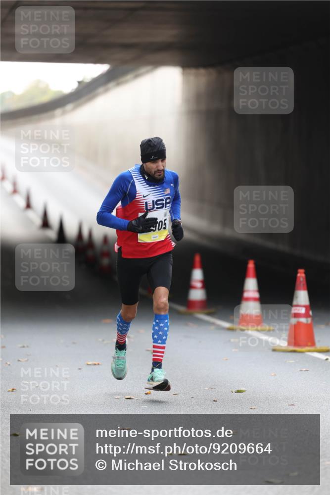 05.10.2025 - 20. swb-Marathon Bremen Michael Strokosch http://msf.ph/oto/9209664 05.10.2025 10:28:05 Laufen 05 meine-sportfotos.de