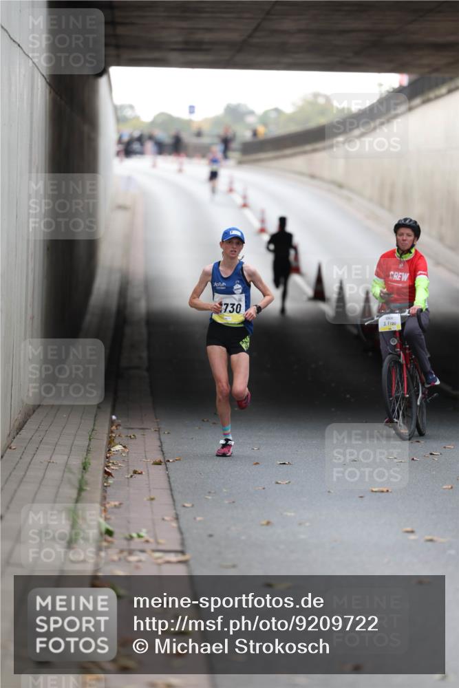 05.10.2025 - 20. swb-Marathon Bremen Michael Strokosch http://msf.ph/oto/9209722 05.10.2025 10:29:05 Laufen 730, 10, 3 meine-sportfotos.de