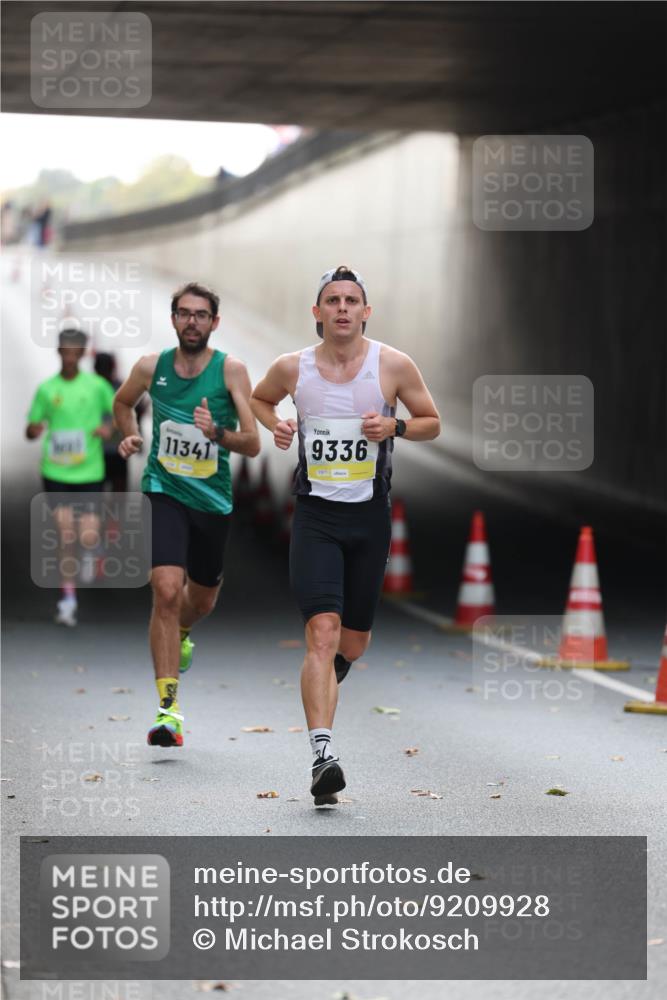 05.10.2025 - 20. swb-Marathon Bremen Michael Strokosch http://msf.ph/oto/9209928 05.10.2025 10:31:43 Laufen 01, 11341, 9336 meine-sportfotos.de
