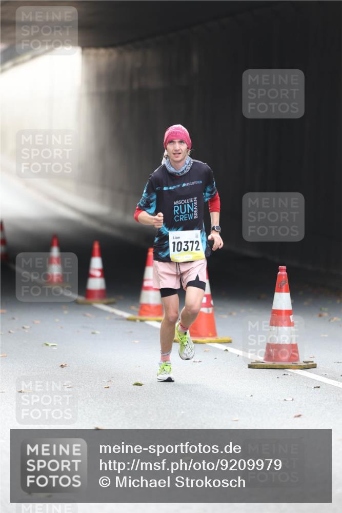 05.10.2025 - 20. swb-Marathon Bremen Michael Strokosch http://msf.ph/oto/9209979 05.10.2025 10:32:14 Laufen 10372 meine-sportfotos.de