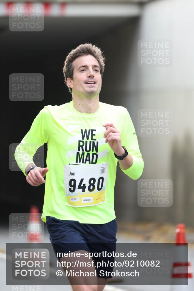 05.10.2025 - 20. swb-Marathon Bremen Michael Strokosch http://msf.ph/oto/9210082 05.10.2025 10:33:04 Laufen 9480, 02187 meine-sportfotos.de