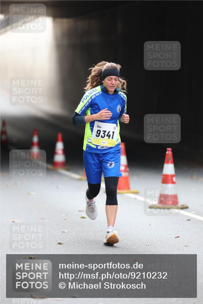05.10.2025 - 20. swb-Marathon Bremen Michael Strokosch http://msf.ph/oto/9210232 05.10.2025 10:34:42 Laufen 9341, 110 meine-sportfotos.de