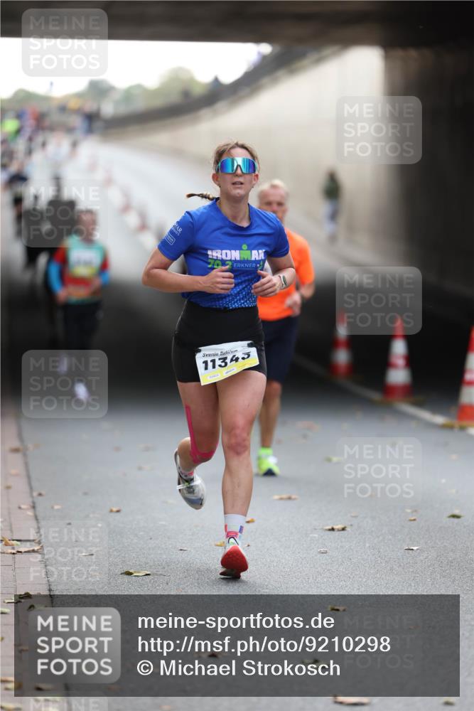 05.10.2025 - 20. swb-Marathon Bremen Michael Strokosch http://msf.ph/oto/9210298 05.10.2025 10:35:09 Laufen 703, 11345, 02423 meine-sportfotos.de