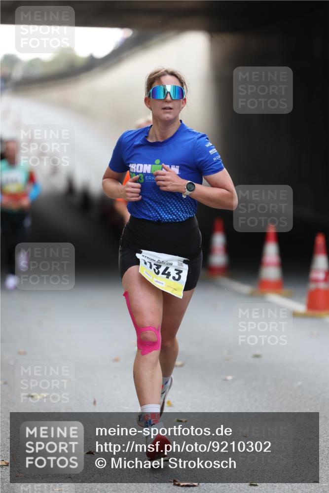 05.10.2025 - 20. swb-Marathon Bremen Michael Strokosch http://msf.ph/oto/9210302 05.10.2025 10:35:10 Laufen 343 meine-sportfotos.de