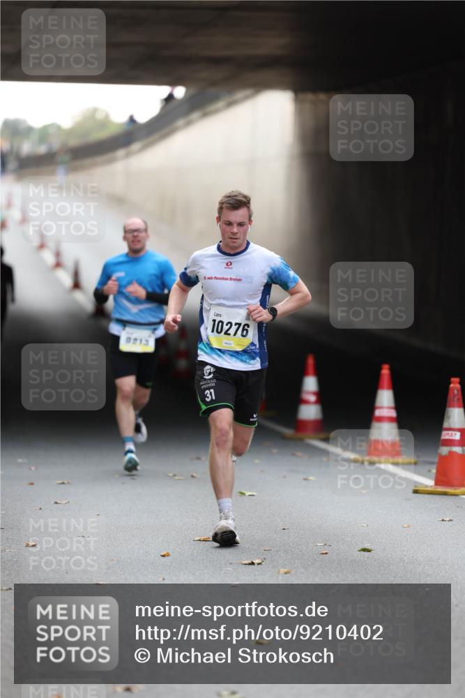 05.10.2025 - 20. swb-Marathon Bremen Michael Strokosch http://msf.ph/oto/9210402 05.10.2025 10:35:54 Laufen 0213, 18, 23, 10276, 31 meine-sportfotos.de