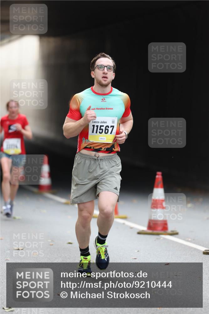 05.10.2025 - 20. swb-Marathon Bremen Michael Strokosch http://msf.ph/oto/9210444 05.10.2025 10:36:13 Laufen 25, 11567 meine-sportfotos.de