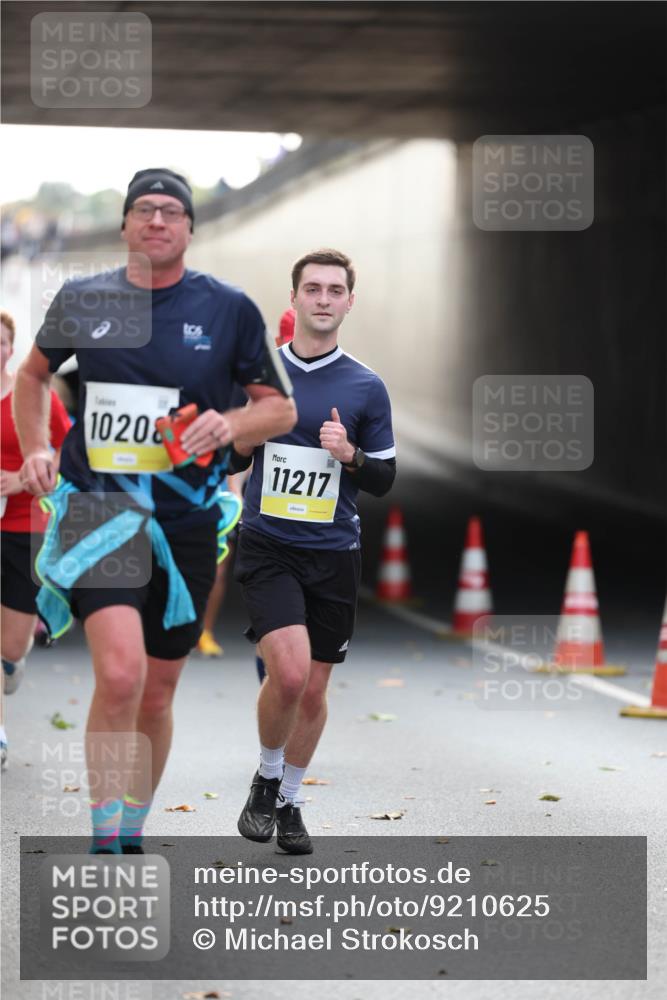 05.10.2025 - 20. swb-Marathon Bremen Michael Strokosch http://msf.ph/oto/9210625 05.10.2025 10:37:56 Laufen 10208, 11217 meine-sportfotos.de