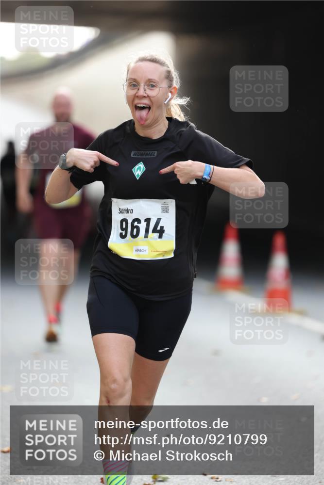 05.10.2025 - 20. swb-Marathon Bremen Michael Strokosch http://msf.ph/oto/9210799 05.10.2025 10:39:28 Laufen 9614 meine-sportfotos.de