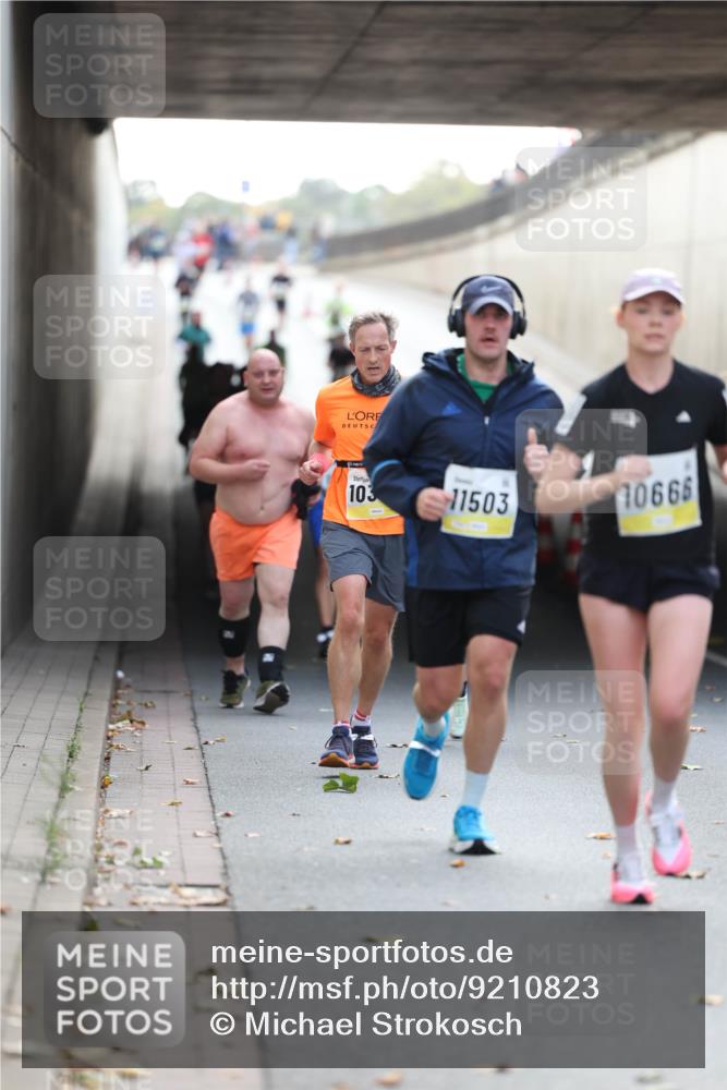 05.10.2025 - 20. swb-Marathon Bremen Michael Strokosch http://msf.ph/oto/9210823 05.10.2025 10:39:36 Laufen 103, 11503, 10666 meine-sportfotos.de