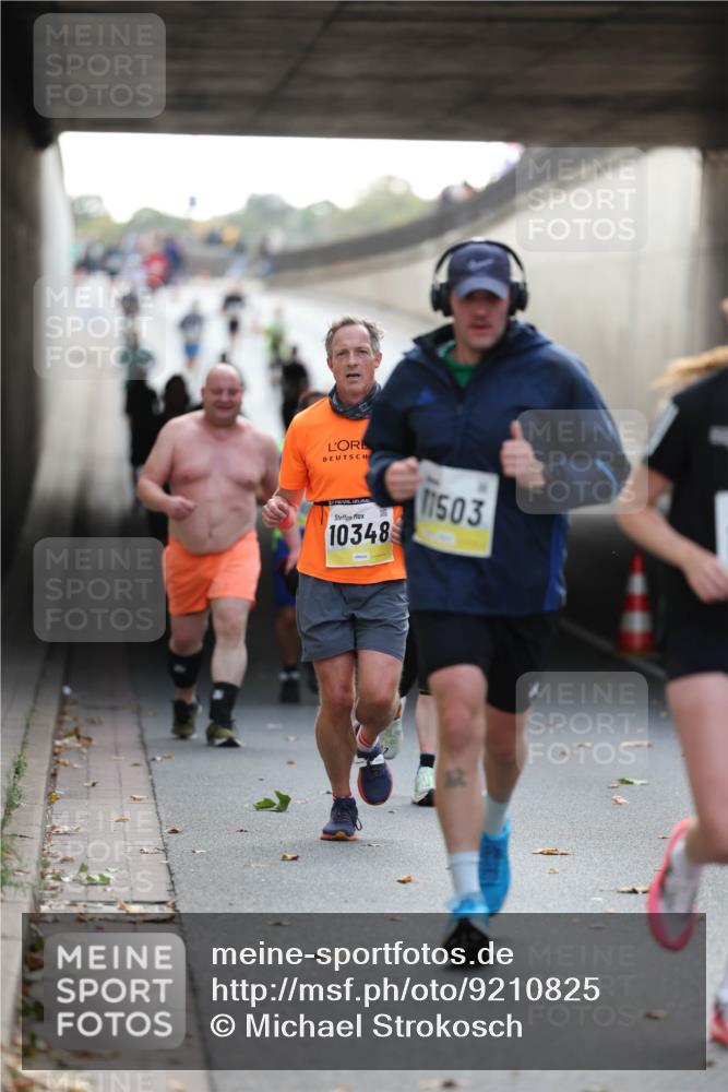 05.10.2025 - 20. swb-Marathon Bremen Michael Strokosch http://msf.ph/oto/9210825 05.10.2025 10:39:37 Laufen 10348, 11503 meine-sportfotos.de