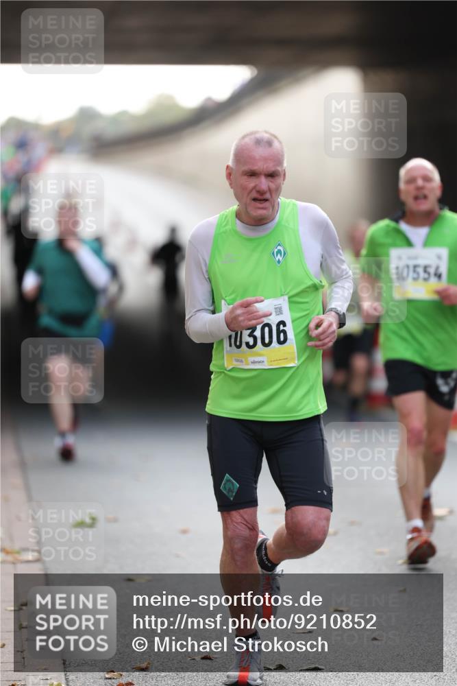 05.10.2025 - 20. swb-Marathon Bremen Michael Strokosch http://msf.ph/oto/9210852 05.10.2025 10:39:55 Laufen 10306, 02626, 10554 meine-sportfotos.de