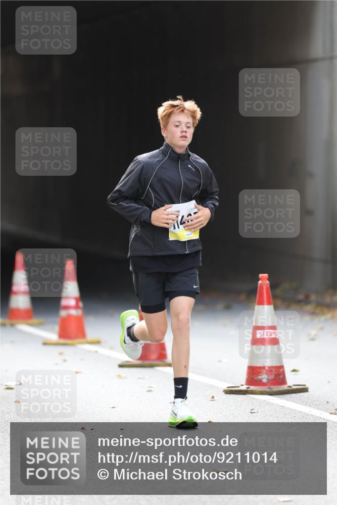 05.10.2025 - 20. swb-Marathon Bremen Michael Strokosch http://msf.ph/oto/9211014 05.10.2025 10:41:10 Laufen  meine-sportfotos.de