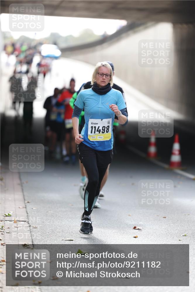 05.10.2025 - 20. swb-Marathon Bremen Michael Strokosch http://msf.ph/oto/9211182 05.10.2025 10:42:33 Laufen 11498 meine-sportfotos.de