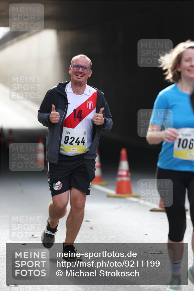 05.10.2025 - 20. swb-Marathon Bremen Michael Strokosch http://msf.ph/oto/9211199 05.10.2025 10:42:41 Laufen 1912, 14, 9244, 106 meine-sportfotos.de