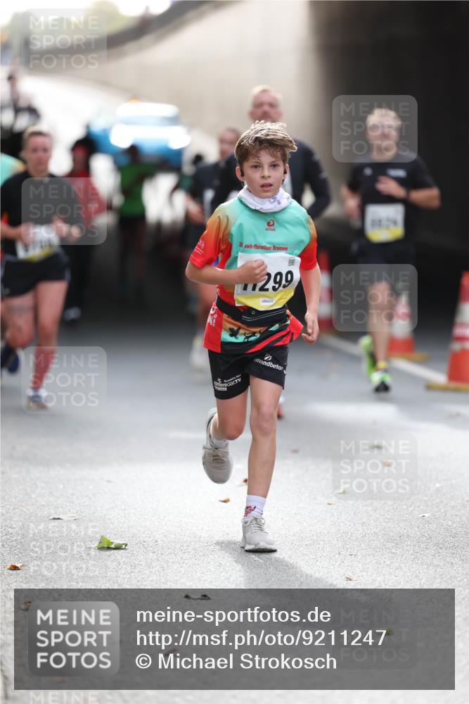 05.10.2025 - 20. swb-Marathon Bremen Michael Strokosch http://msf.ph/oto/9211247 05.10.2025 10:43:05 Laufen 21, 299, 400 meine-sportfotos.de