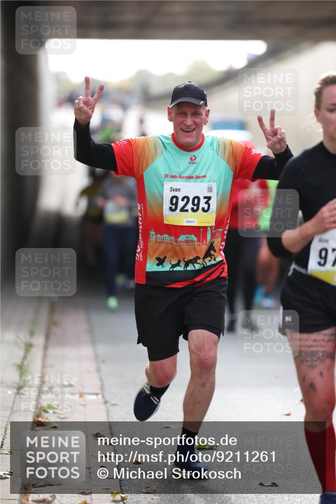 05.10.2025 - 20. swb-Marathon Bremen Michael Strokosch http://msf.ph/oto/9211261 05.10.2025 10:43:09 Laufen 0, 20, 9293, 97 meine-sportfotos.de
