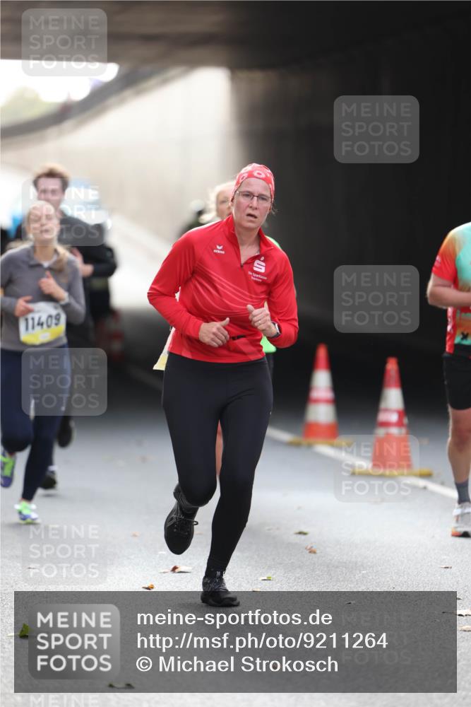 05.10.2025 - 20. swb-Marathon Bremen Michael Strokosch http://msf.ph/oto/9211264 05.10.2025 10:43:12 Laufen 11409 meine-sportfotos.de