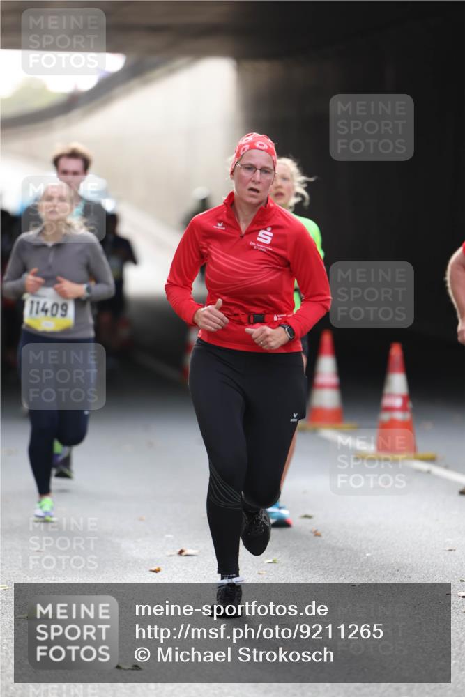 05.10.2025 - 20. swb-Marathon Bremen Michael Strokosch http://msf.ph/oto/9211265 05.10.2025 10:43:12 Laufen 11409 meine-sportfotos.de