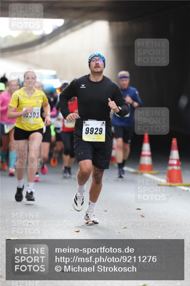 05.10.2025 - 20. swb-Marathon Bremen Michael Strokosch http://msf.ph/oto/9211276 05.10.2025 10:43:17 Laufen 0303, 9929, 01822 meine-sportfotos.de