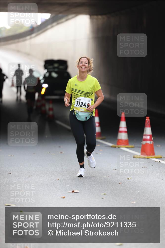 05.10.2025 - 20. swb-Marathon Bremen Michael Strokosch http://msf.ph/oto/9211335 05.10.2025 10:43:44 Laufen 11248 meine-sportfotos.de