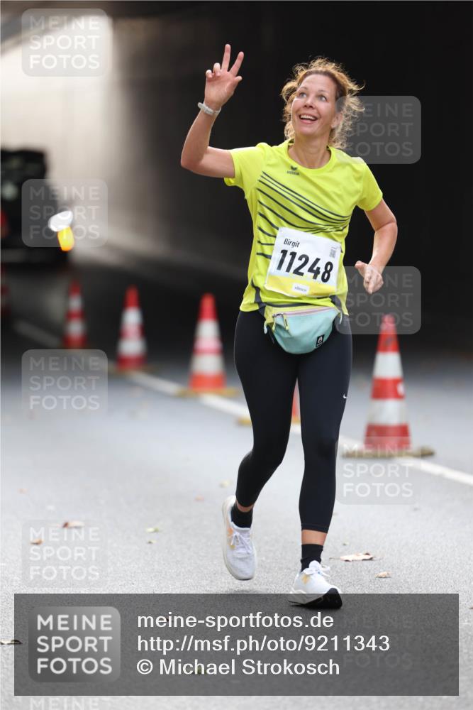 05.10.2025 - 20. swb-Marathon Bremen Michael Strokosch http://msf.ph/oto/9211343 05.10.2025 10:43:46 Laufen 11248 meine-sportfotos.de