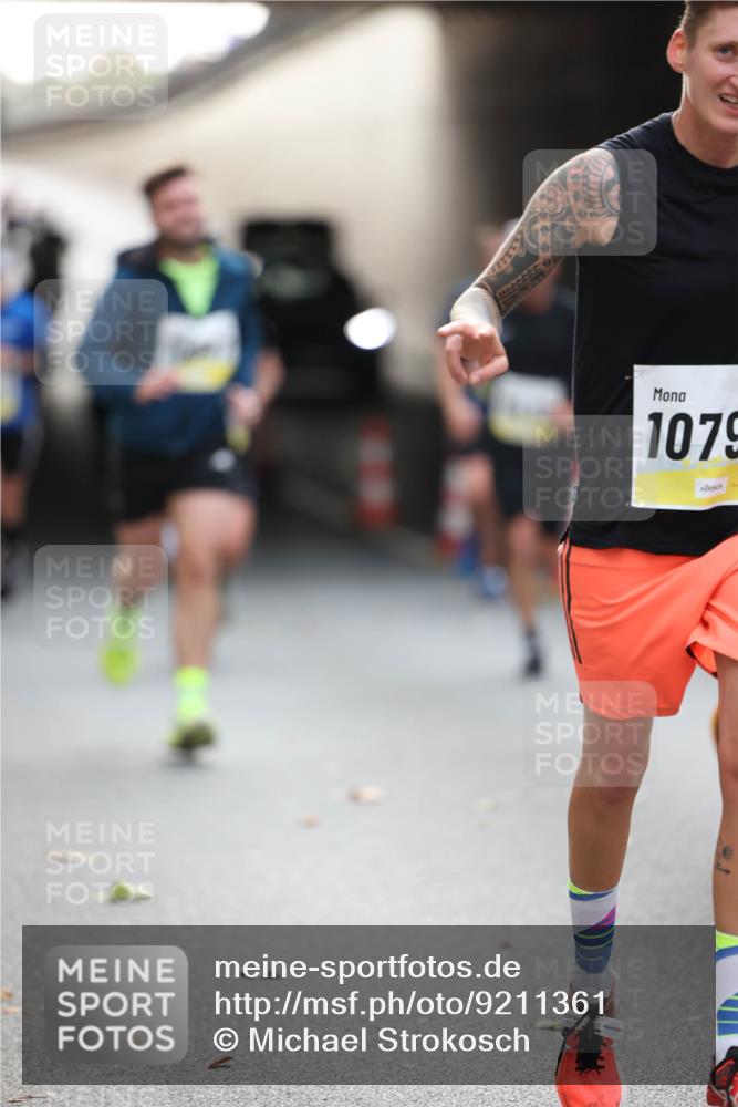 05.10.2025 - 20. swb-Marathon Bremen Michael Strokosch http://msf.ph/oto/9211361 05.10.2025 10:43:57 Laufen 1079, 10799 meine-sportfotos.de