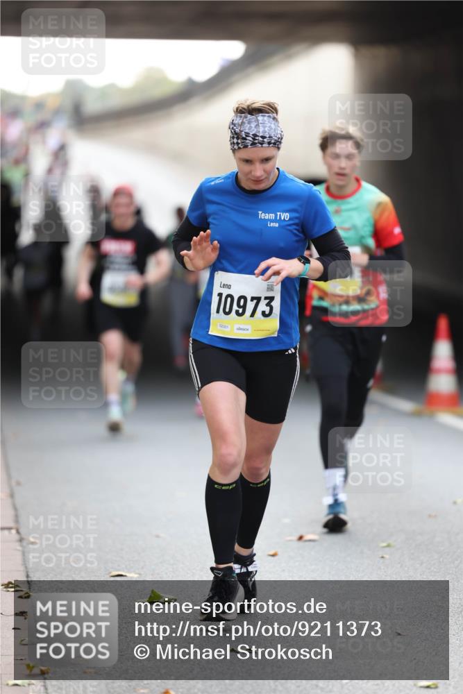 05.10.2025 - 20. swb-Marathon Bremen Michael Strokosch http://msf.ph/oto/9211373 05.10.2025 10:44:01 Laufen 10973, 02301 meine-sportfotos.de